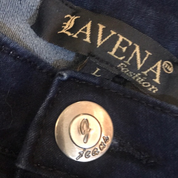 “LAVENA” Designer Ladies Denim Capris . - Picture 13 of 13